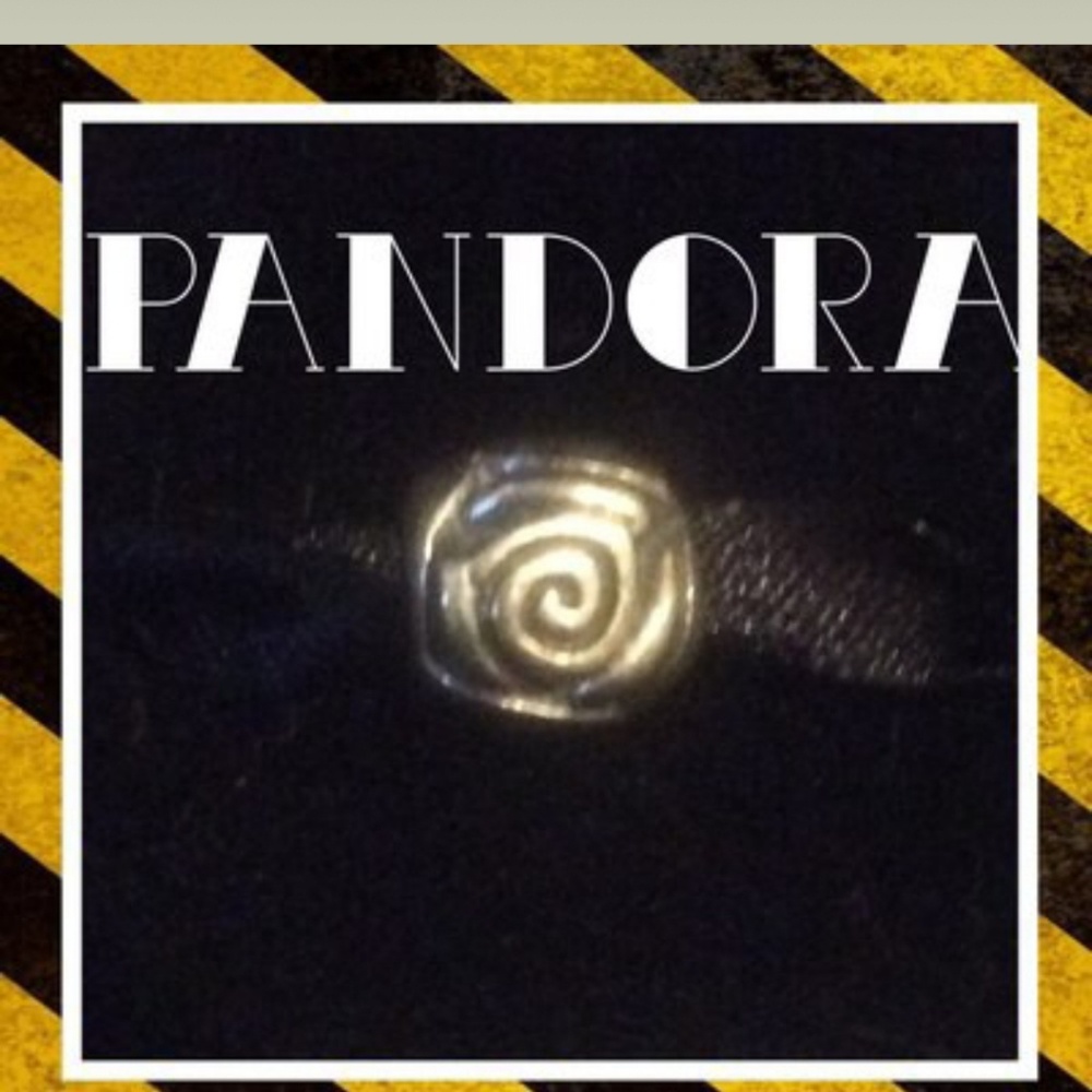 Pandora rose bead